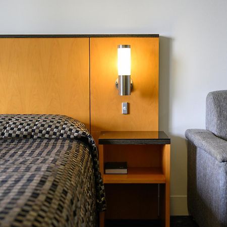 Comfort Inn & Suites Goodearth Perth Exteriör bild