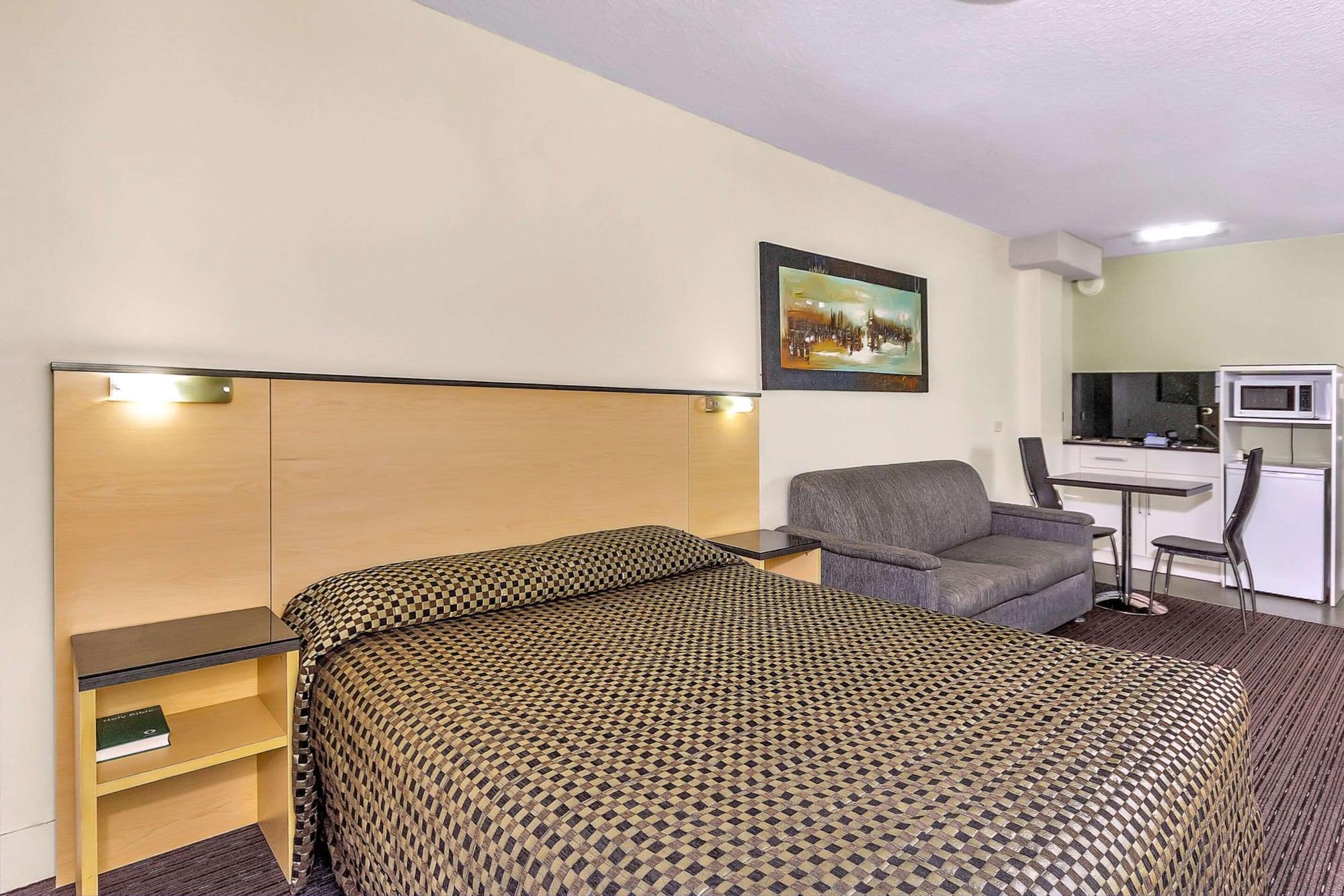 Comfort Inn & Suites Goodearth Perth Exteriör bild